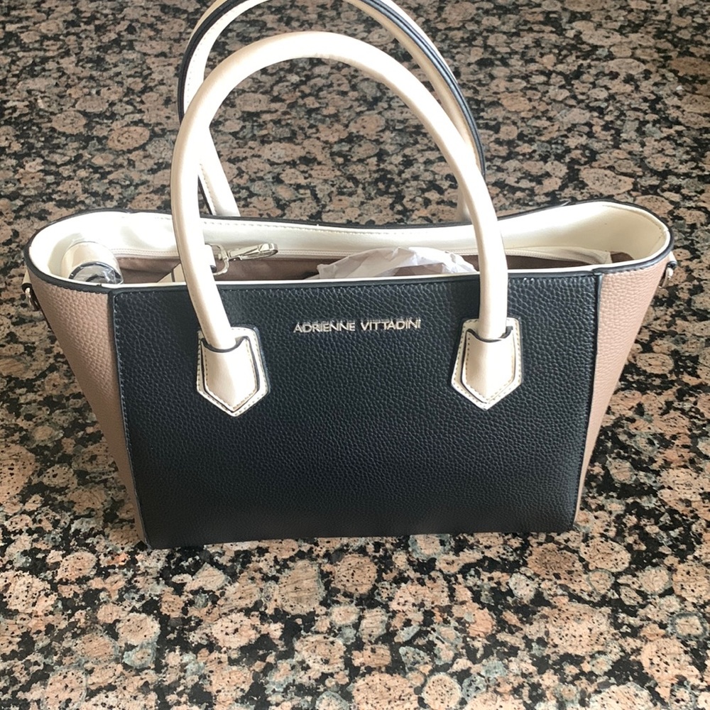 Adrienne Vittadini Hand Bag